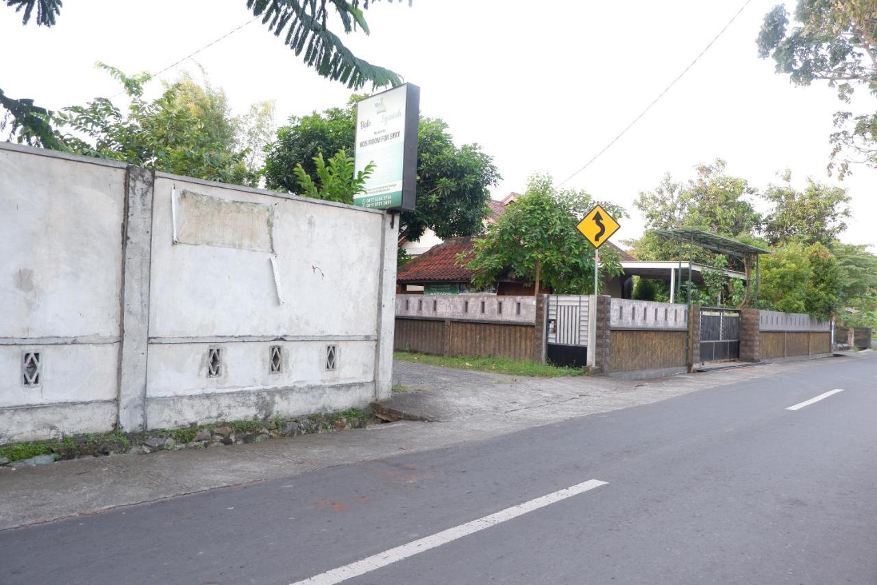 Appartamento Reddoorz At Bale Eja Syariah Senggigi Montongbuwoh Esterno foto